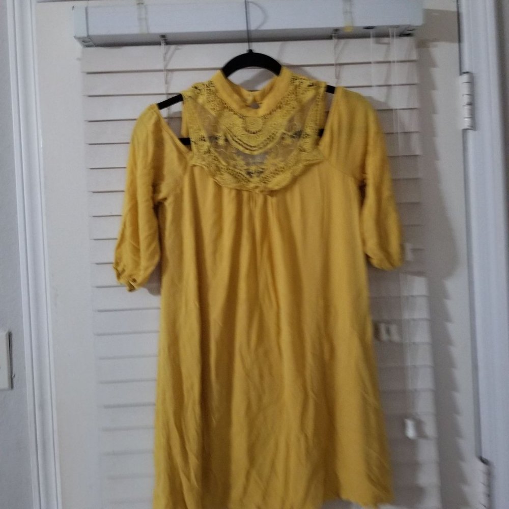 As U Wish S Mustard Yellow Cold Shoulder Lace Trim 3/4 Sleeve